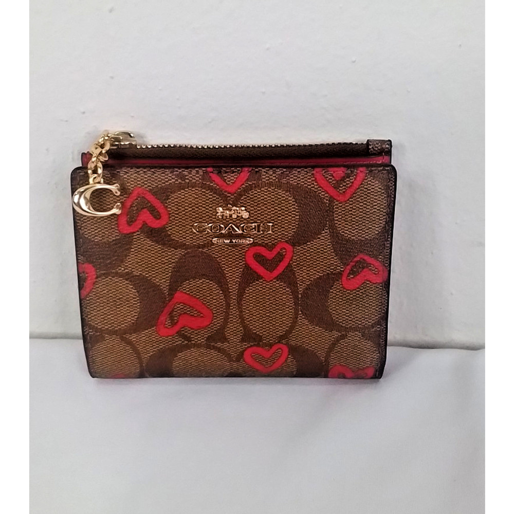 Coach Signature C Wallet W/ Hearts #J2406 - Picture 2 of 11